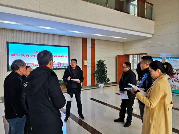 0104���ľ��������� ����������У԰������ˮ��ר����7S����ʵѵ�ҡ���ɫ�Ļ�����Ʒ��ϵ�������༶���������Һ������칫�����Ȼ-�˾�1.jpg