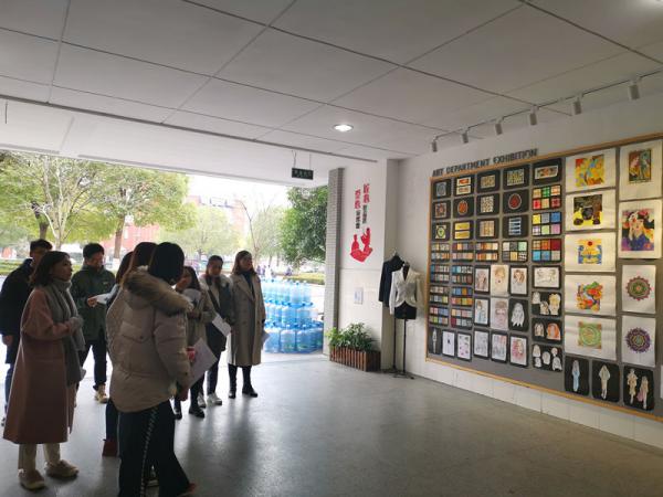 0104���ľ��������� ����������У԰������ˮ��ר����7S����ʵѵ�ҡ���ɫ�Ļ�����Ʒ��ϵ�������༶���������Һ������칫�����Ȼ-�˾�2.jpg