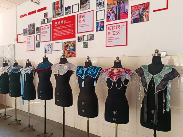 云肩展2_副本.jpg