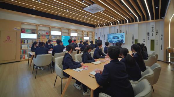 ���У��˼���Ω�һ�á�ȼ��������˼���Σ�...