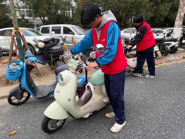 ־ԸȰ�����������������д����� (3).jpg